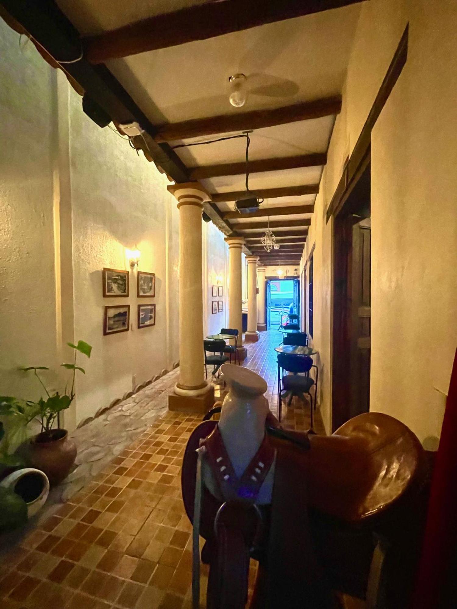 Casa San Cristobal Hostel San Cristobal de las Casas Exterior photo